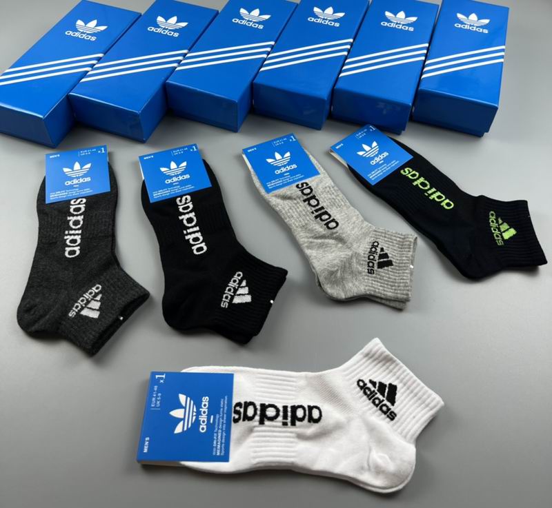 Adidas socks 40